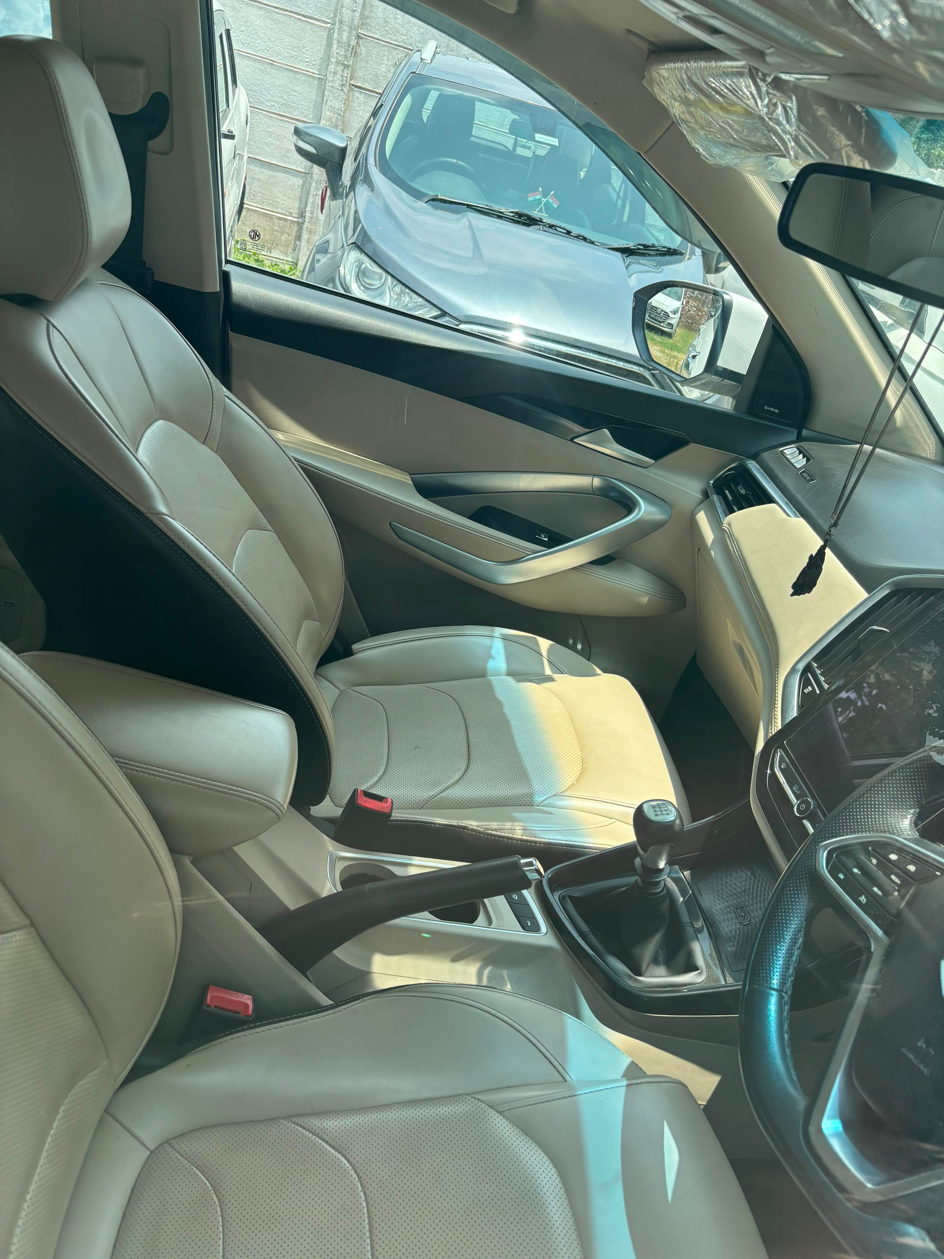 2022 MG HECTOR