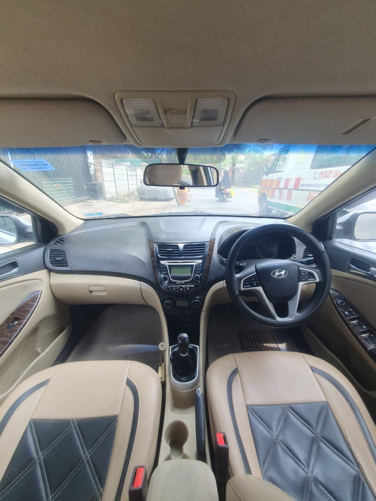 2012 Hyundai Verna fludic